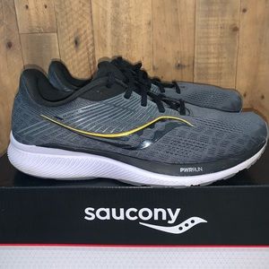 Saucony Guide 14
Color: Coal/vizigold Style: S20654-45. Size: 11
